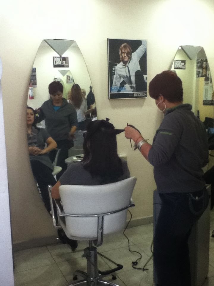 Aussie Profesional Hair Care en Plaza La Rioja, Carretera Nacional, Monterrey