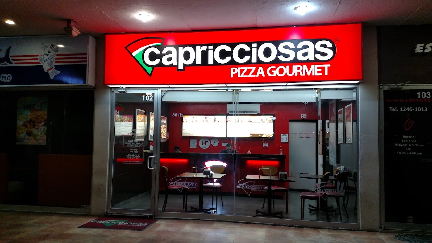 Capricciosas La Rioja en Plaza La Rioja, Carretera Nacional, Monterrey