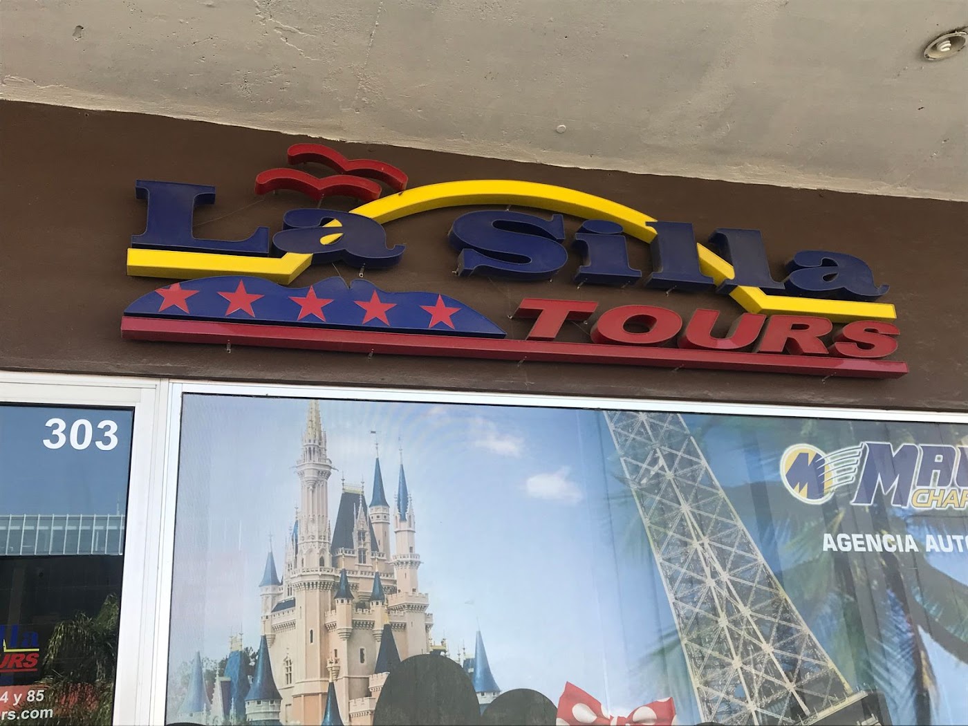 lasillatours en Plaza La Rioja, Monterrey