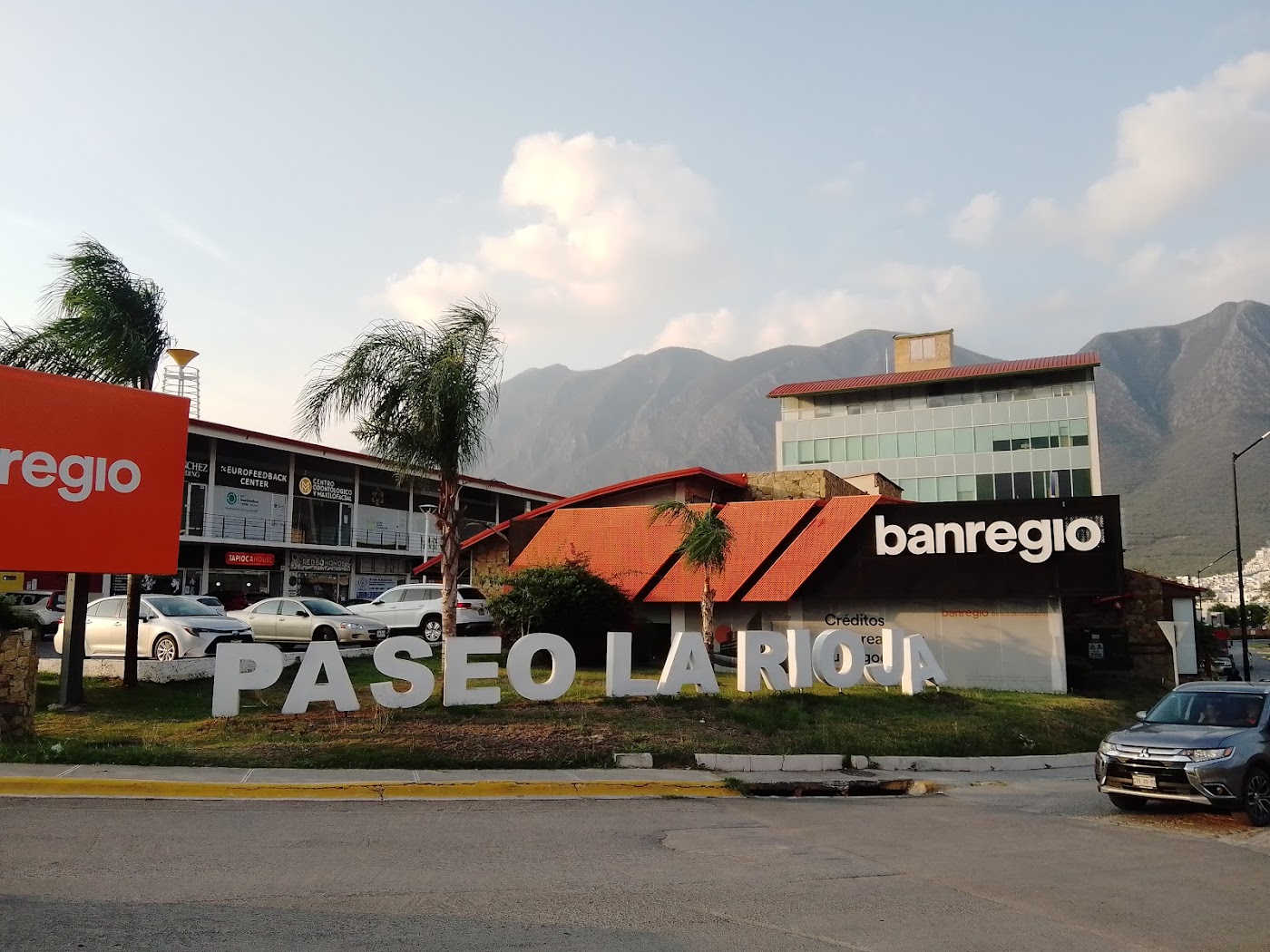 lasillatours en Plaza La Rioja, Monterrey