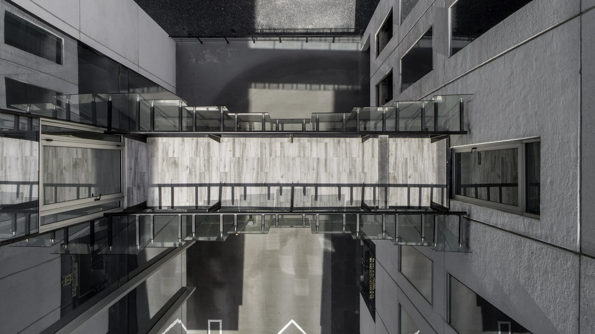 Quadra Towers lounge