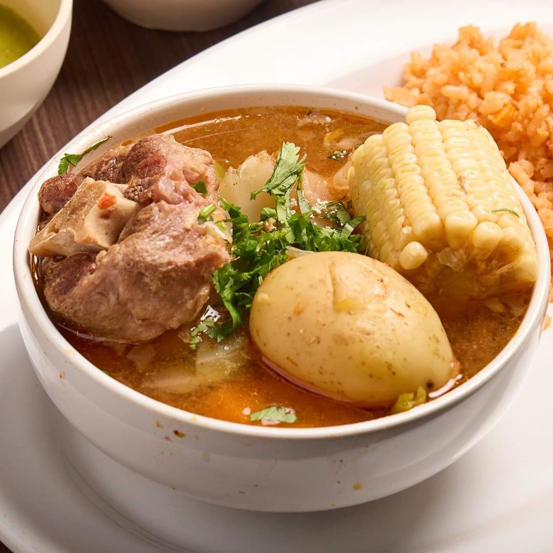 Restaurant Capri La Rioja en Plaza La Rioja, Monterrey