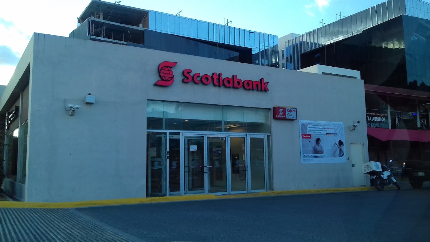 Scotiabank Paseo la Rioja en Plaza La Rioja, Monterrey