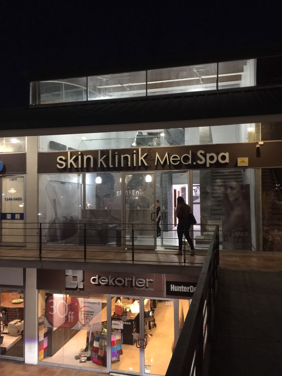 Skinklinik Med Spa en Plaza La Rioja, Monterrey