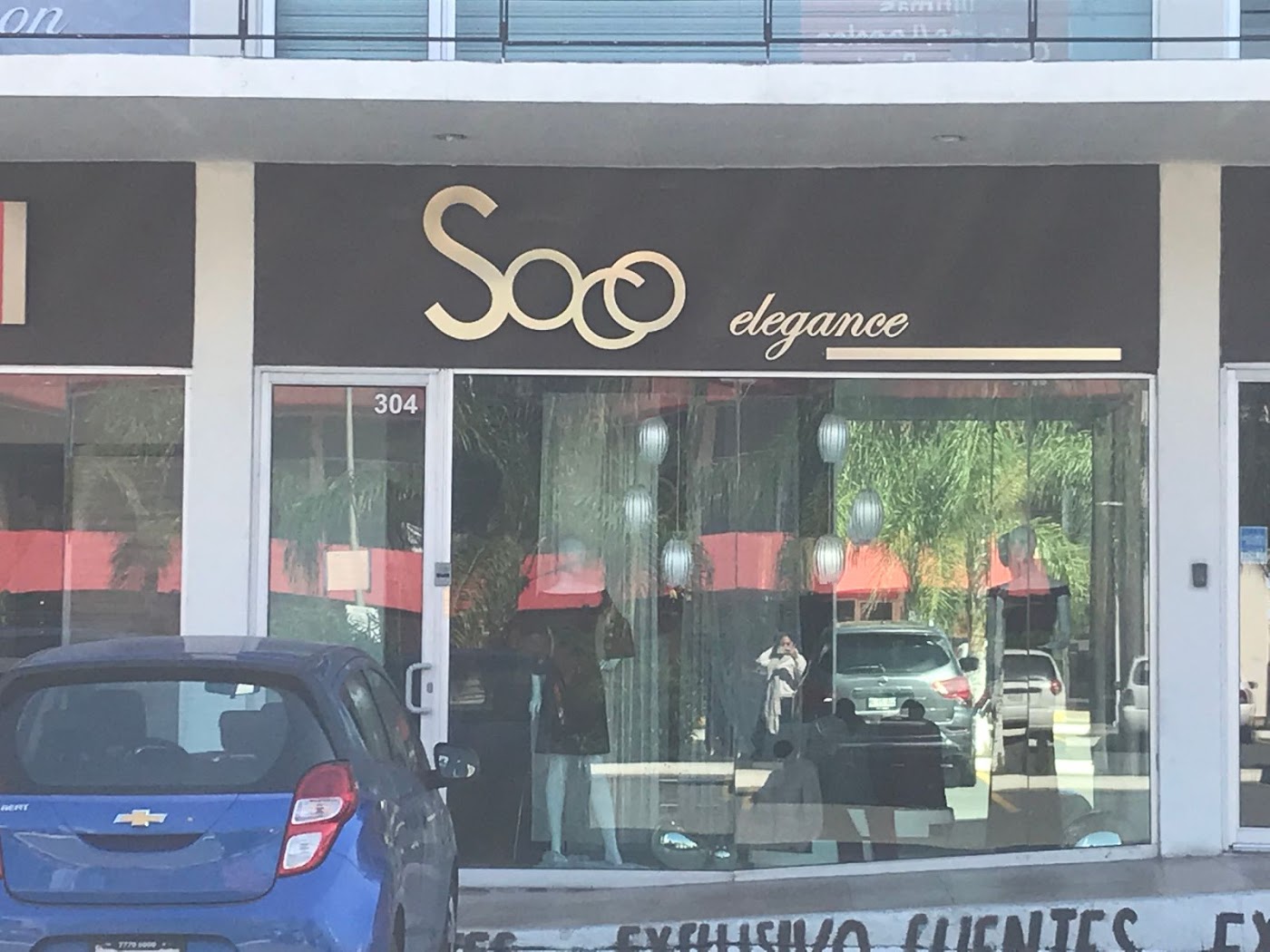 Soco Elegance en Plaza La Rioja, Carretera Nacional, Monterrey