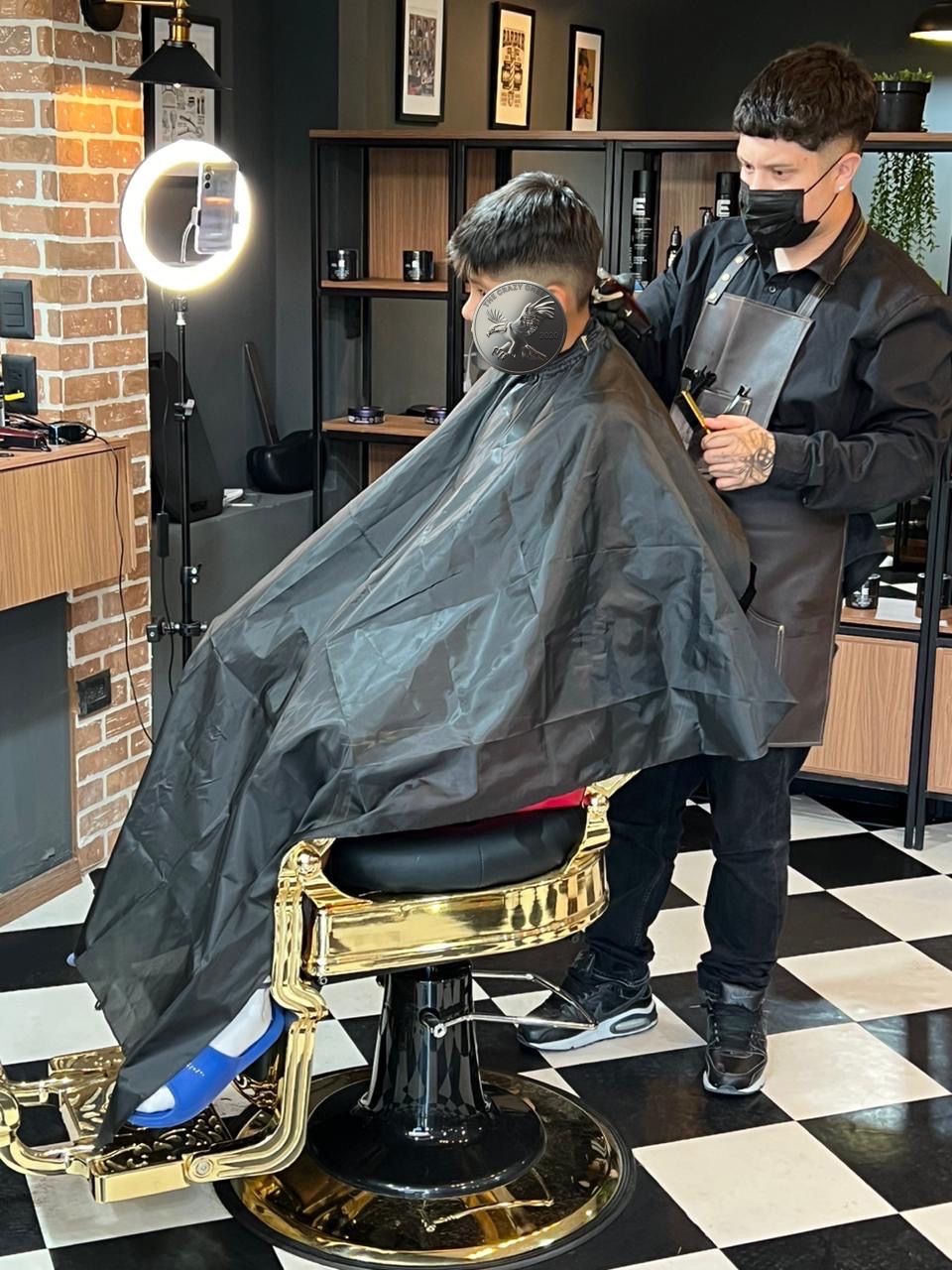 Trim Co Barber Shop en Plaza La Rioja, Carretera Nacional, Monterrey